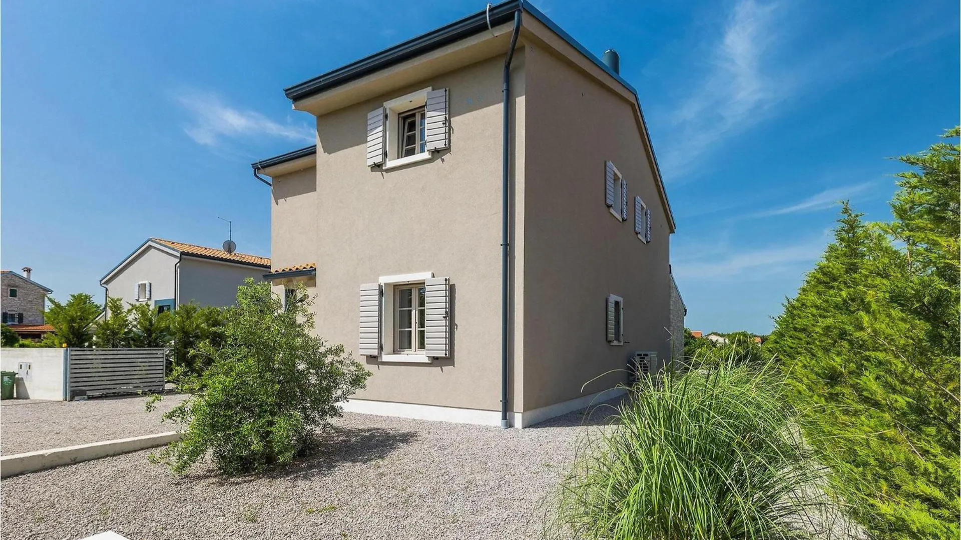 Villa Calma Sivati 0*,  Croatia